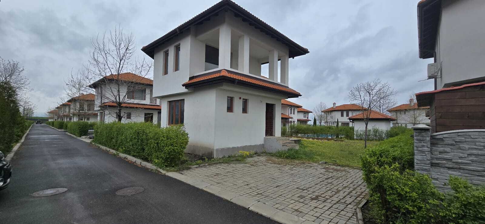 Еднофамилна къща ново строителство Флорал Мейдоус близо до Ахелой, България