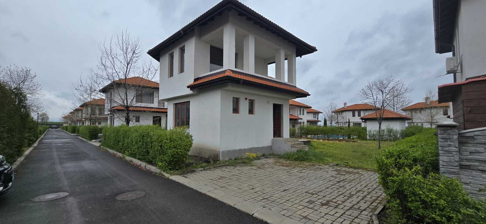 Еднофамилна къща ново строителство Флорал Мейдоус близо до Ахелой, България