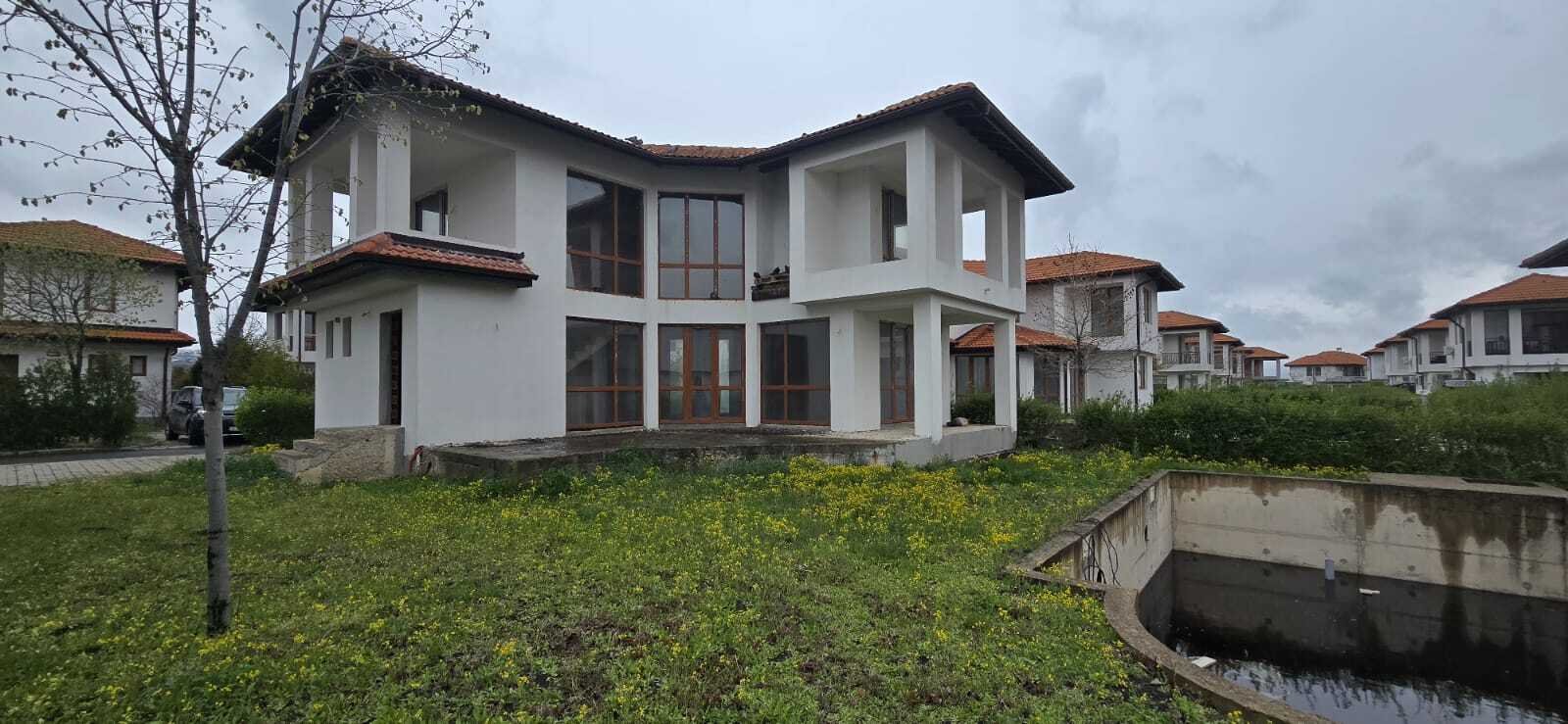 Еднофамилна къща ново строителство Флорал Мейдоус близо до Ахелой, България