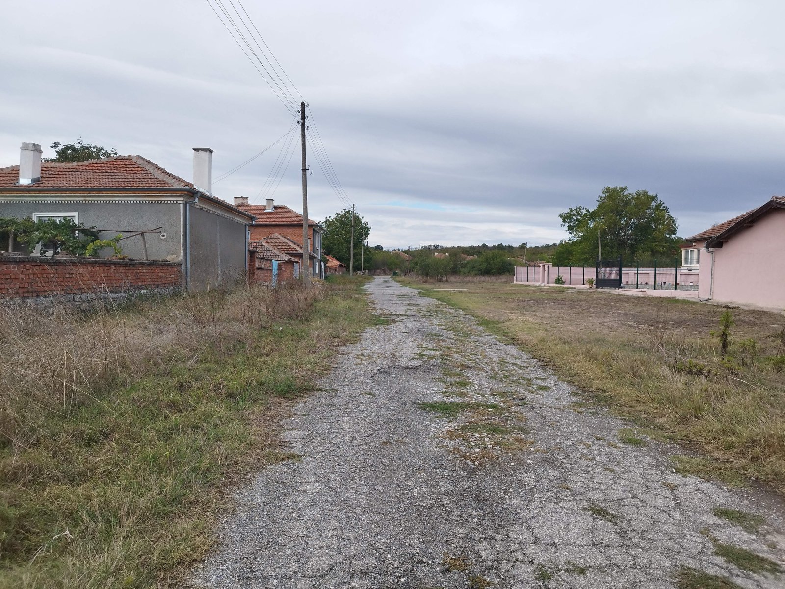 Elhovo: Парцел за продажба в село Коневетс, област Елхово 