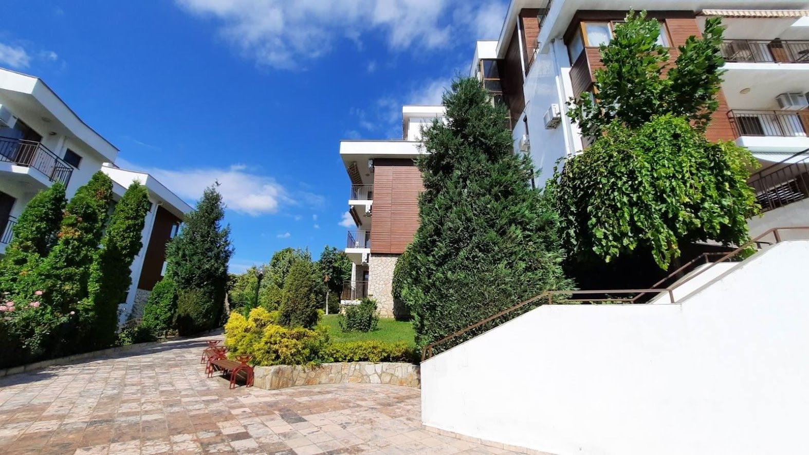 3-стаен апартамент с изглед към морето в крепостта Месембриа Елените, България