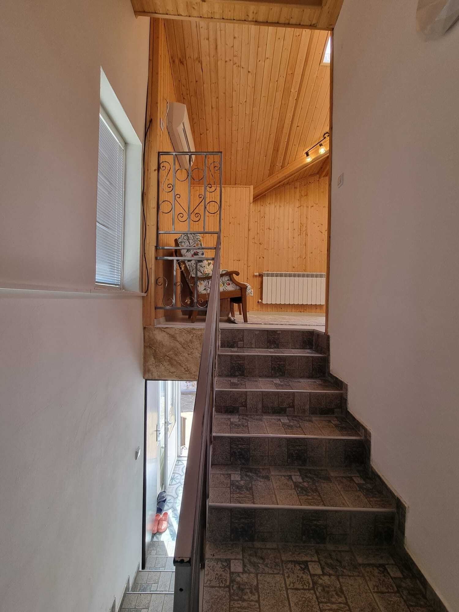 Еднофамилна къща с подземен етаж в Медово, област Бургас, България