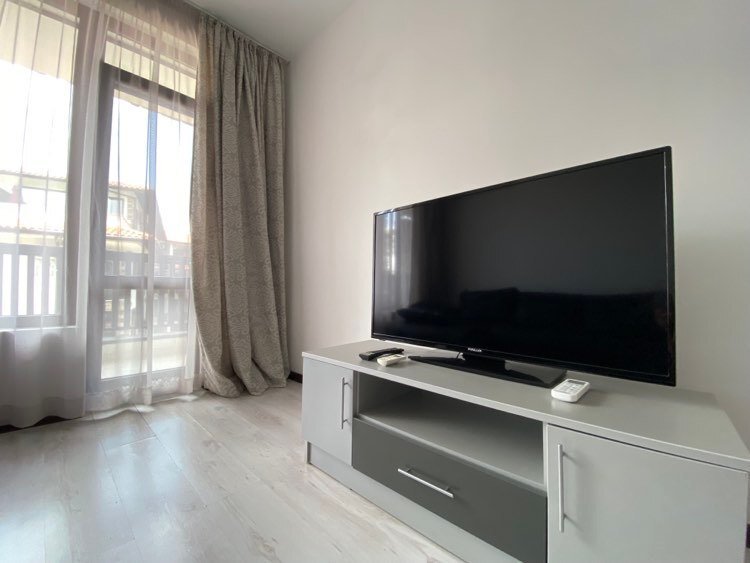 Уютен, напълно обзаведен двустаен апартамент в комплекс The Green Paradise II, Царево