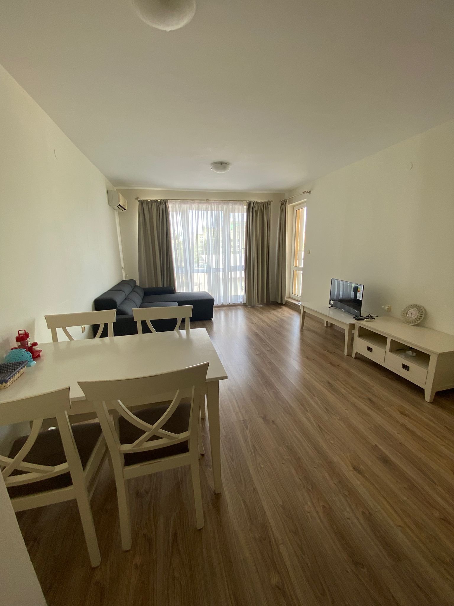 Тристаен апартамент в жилищен комплекс Флорънс Парк, Слънчев бряг