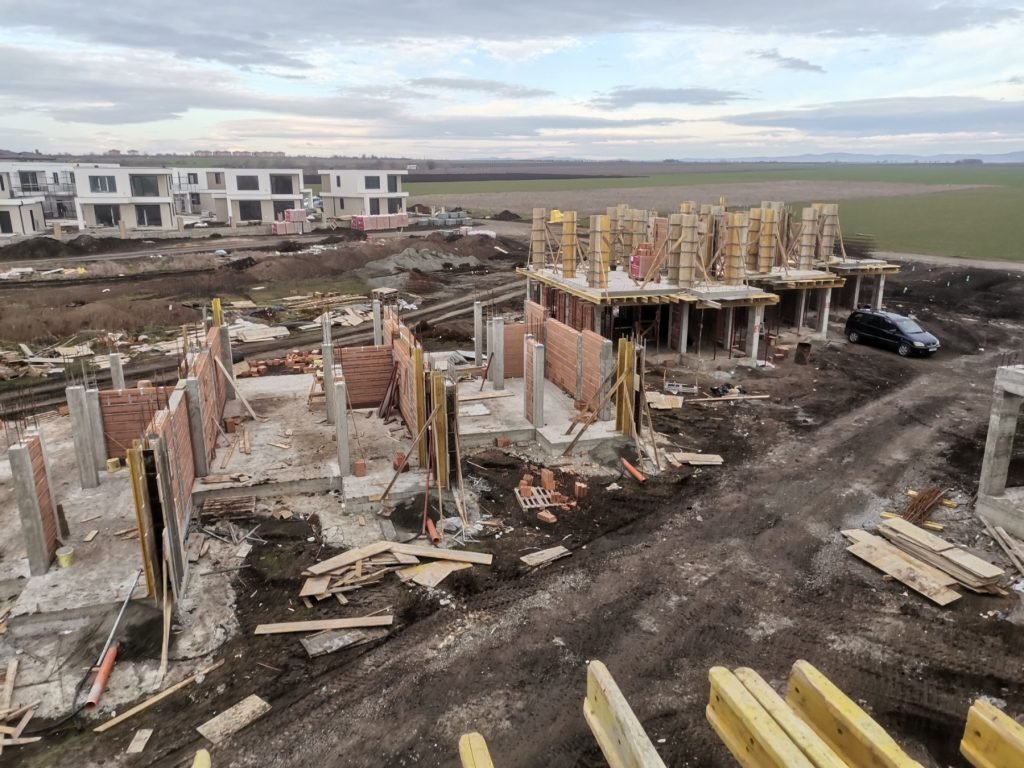 Луксозен дом в комплекса Виктория Парадайз – една мечта сред красиви лозя с панорамна гледка към морето.