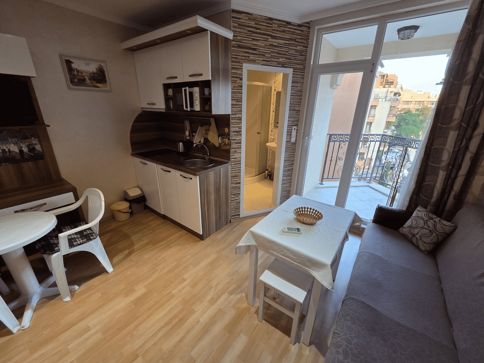 Студио Бахами, изглед към басейна – 34 м², 4-ти етаж, Слънчев бряг