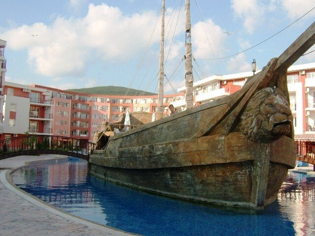 Апартамент 1+1 в комплекс Привилидж Форт Бийч