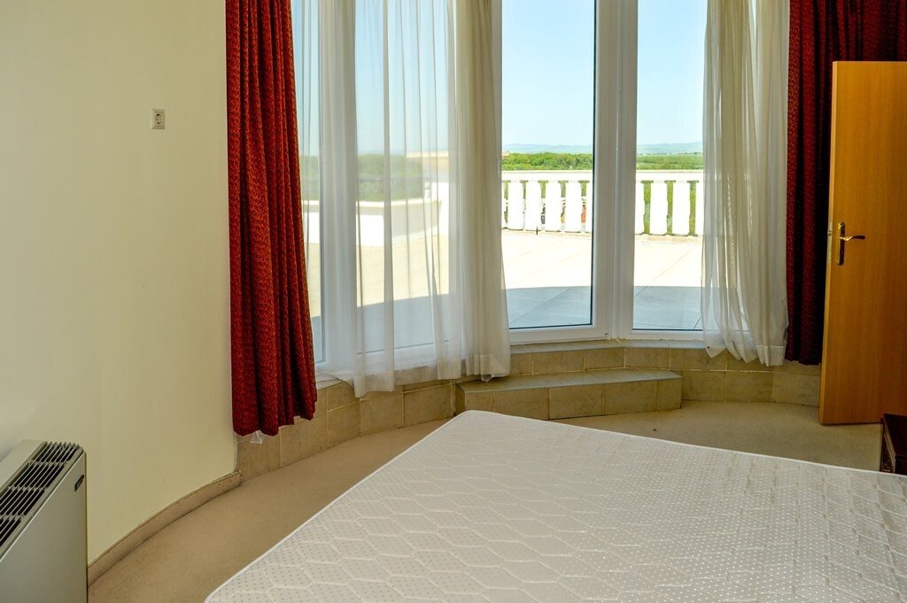 Pomorie: Апартамент 1+1 в Sunset Resort-Komplex 
