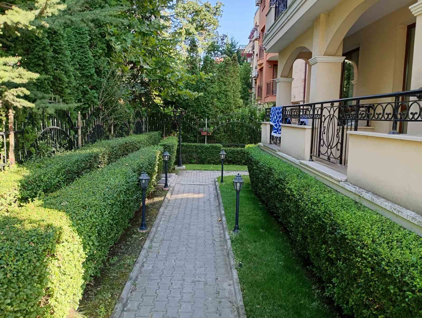 3-стаен апартамент в сезон 3, Златни пясъци, България