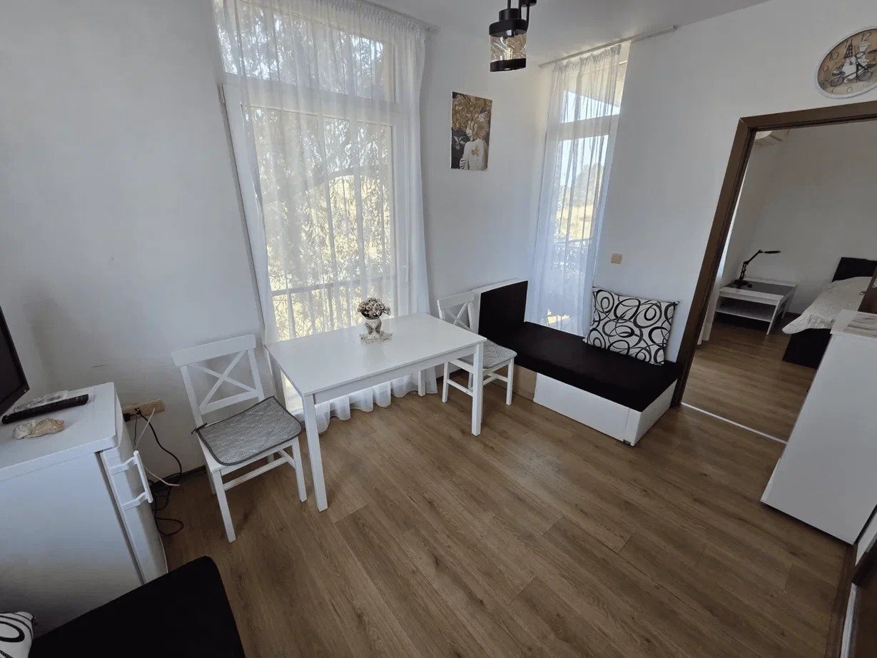 1+1 апартамент в комплекс Sunny View South