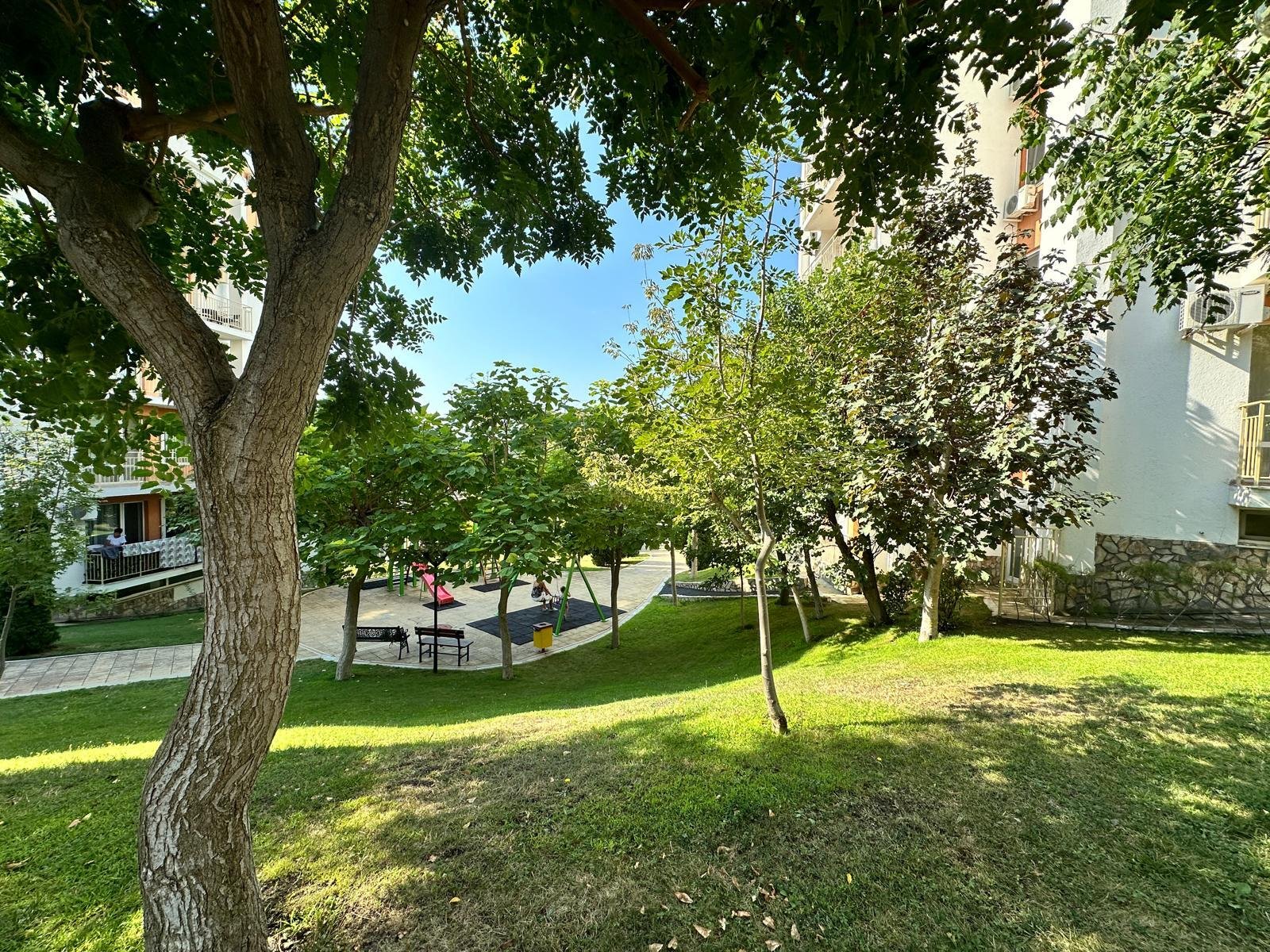 Тристаен апартамент в Imperial Fort Свети Влас, България