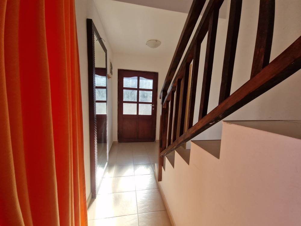 Къща с една спалня в Vineyards Resort Kableshkovo, България