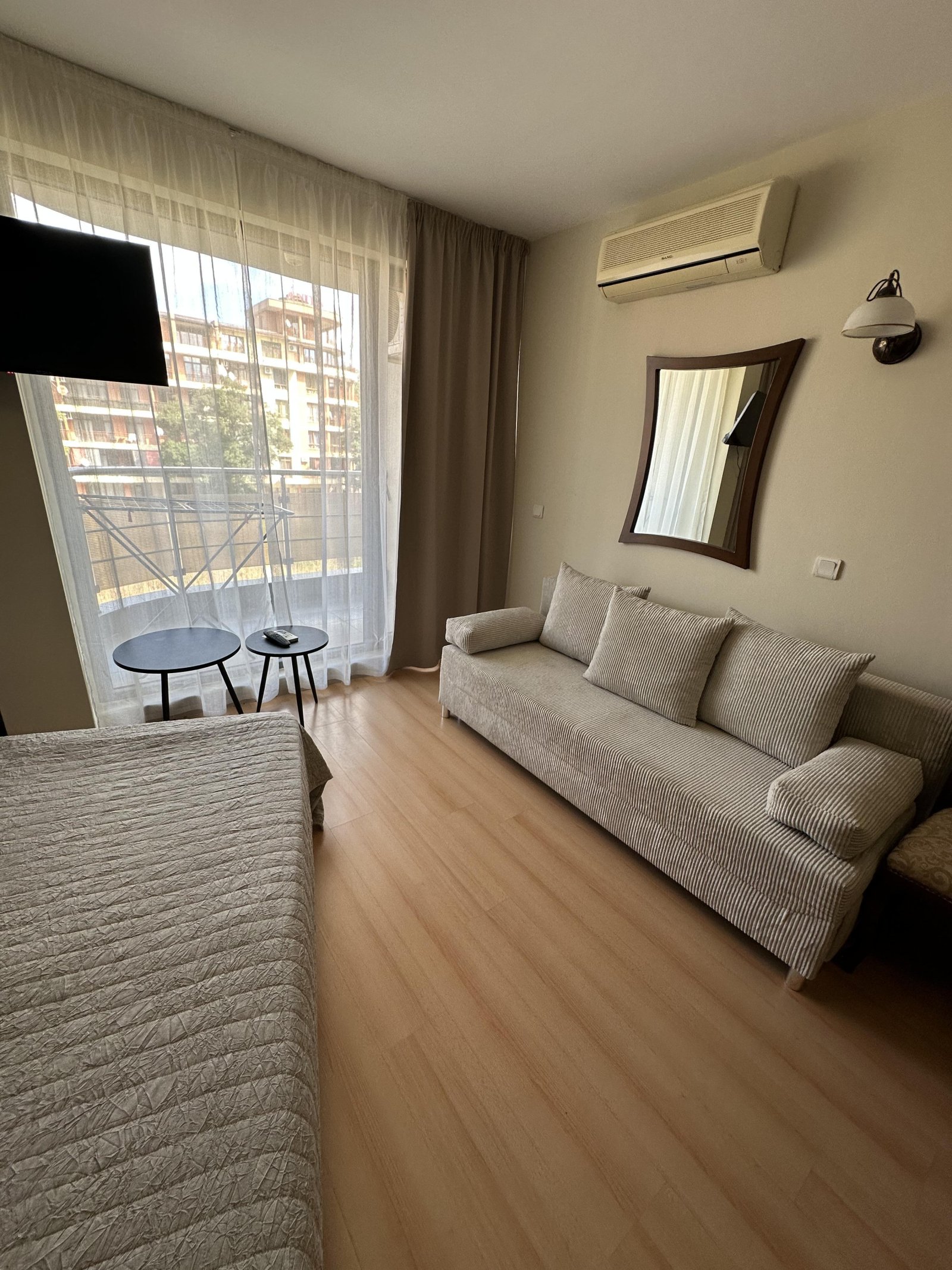 Студио в жилищния комплекс Мида в Слънчев бряг