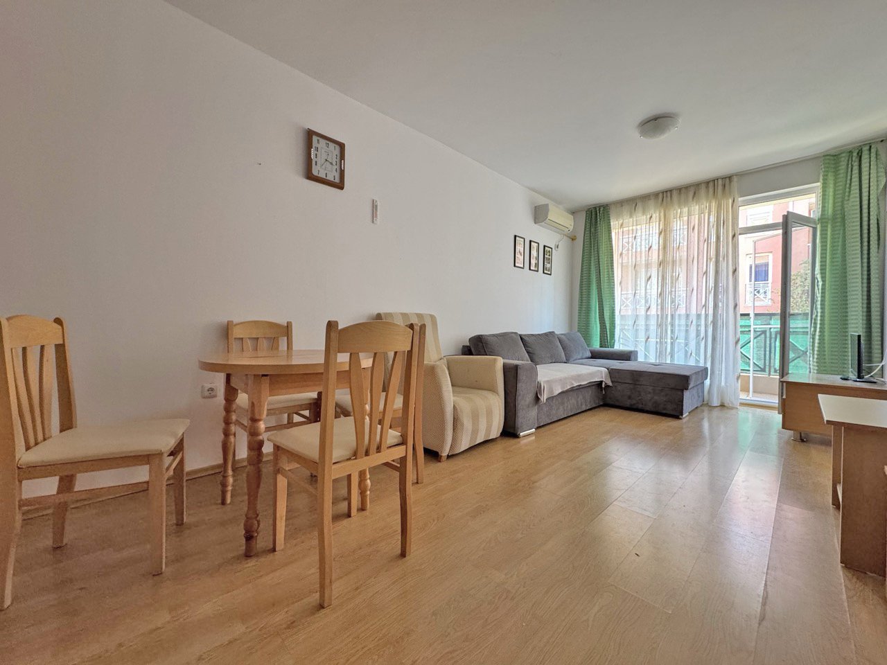 Двустаен апартамент в комплекс Sunny Day 6 на Слънчев бряг, България