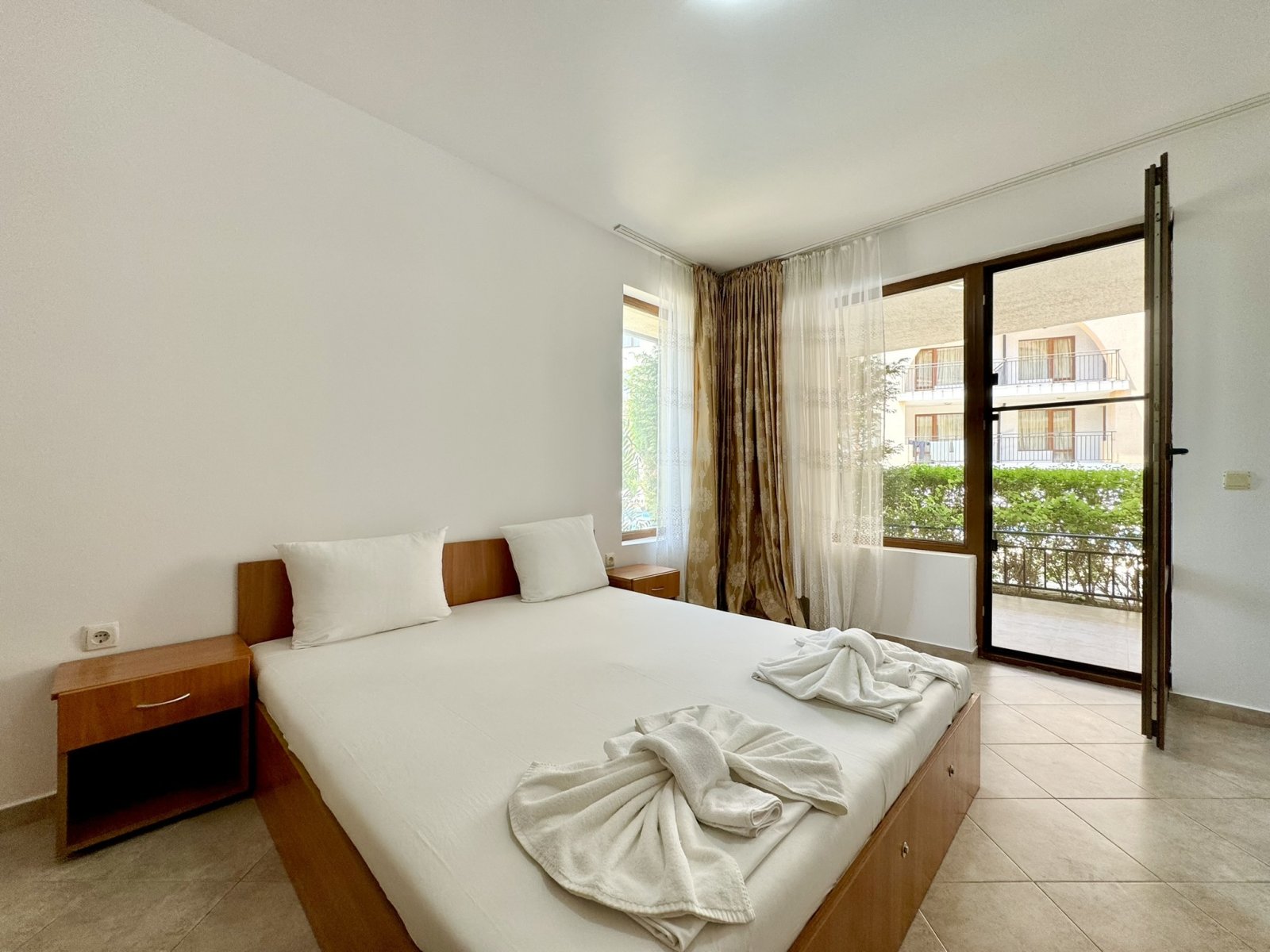 Двустаен апартамент в комплекса Арките, Кошарица, България