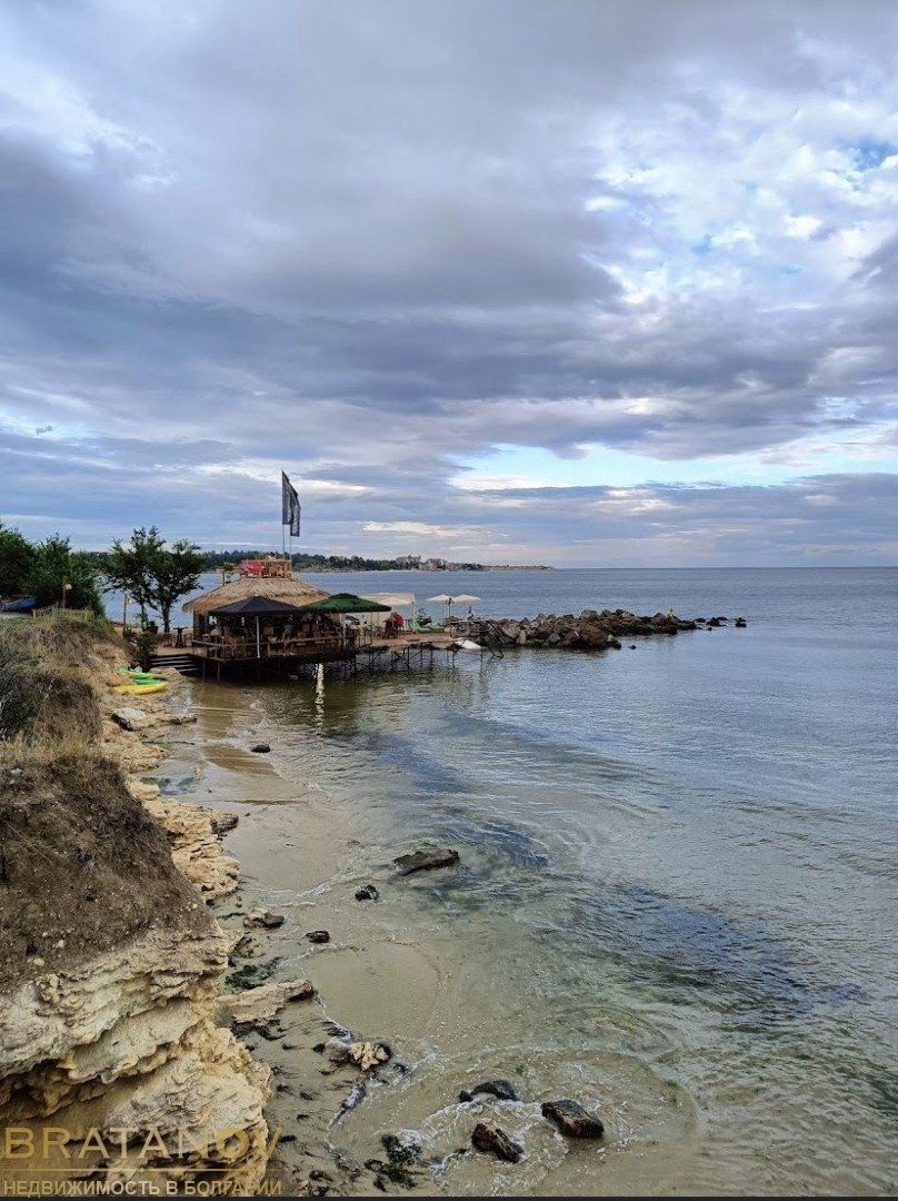 Различни нови апартаменти в груб строеж в Равда с морска гледка България