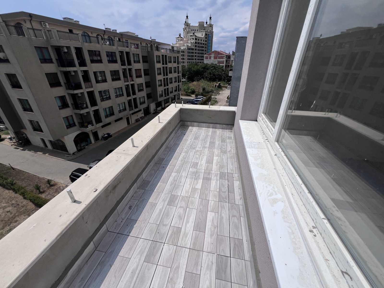 3-стаен апартамент в груб строеж, град Поморие, България