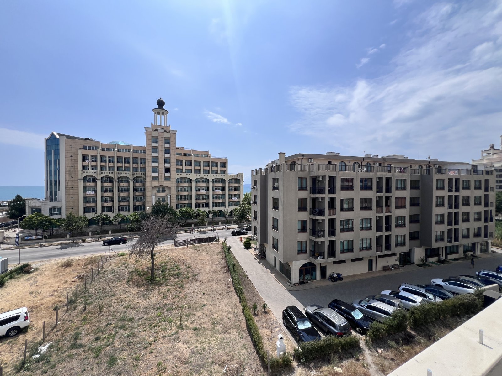 3-стаен апартамент в груб строеж, град Поморие, България