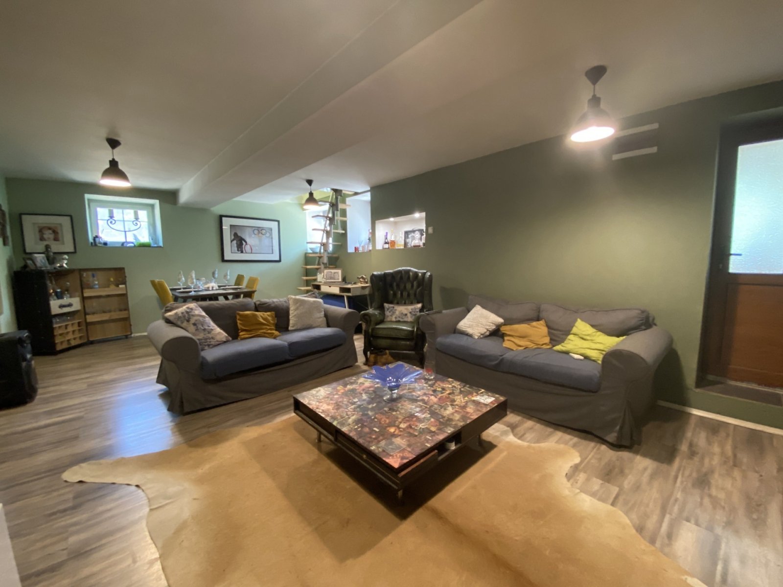 еднофамилна къща с гостна в област Велино, Добрич, България