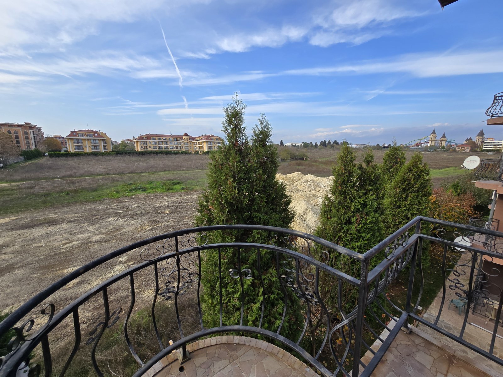 Двустаен апартамент в Елитония 2, Равда, България