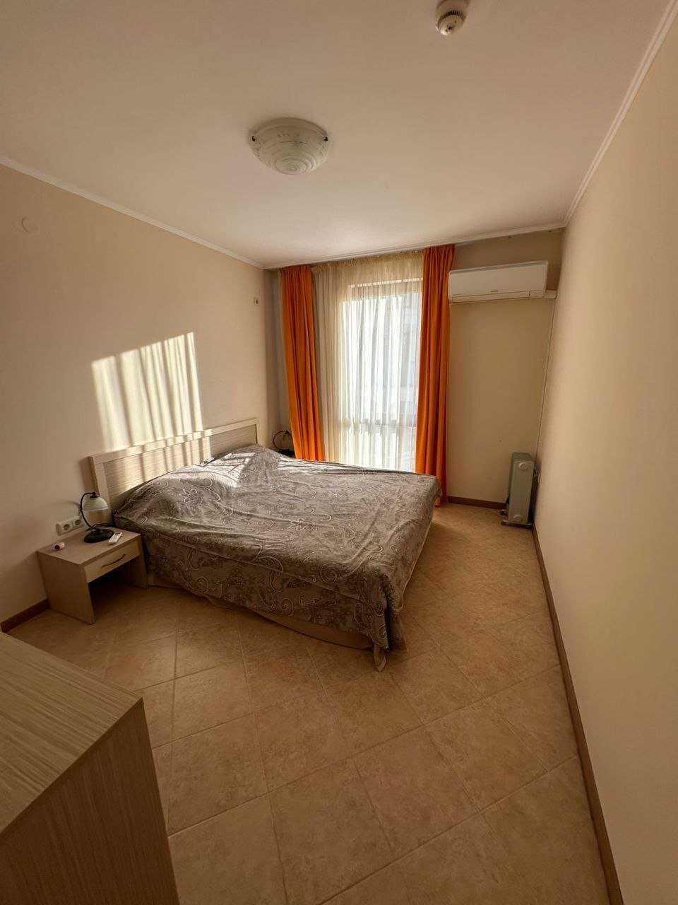 Тристаен апартамент в жилищния комплекс 