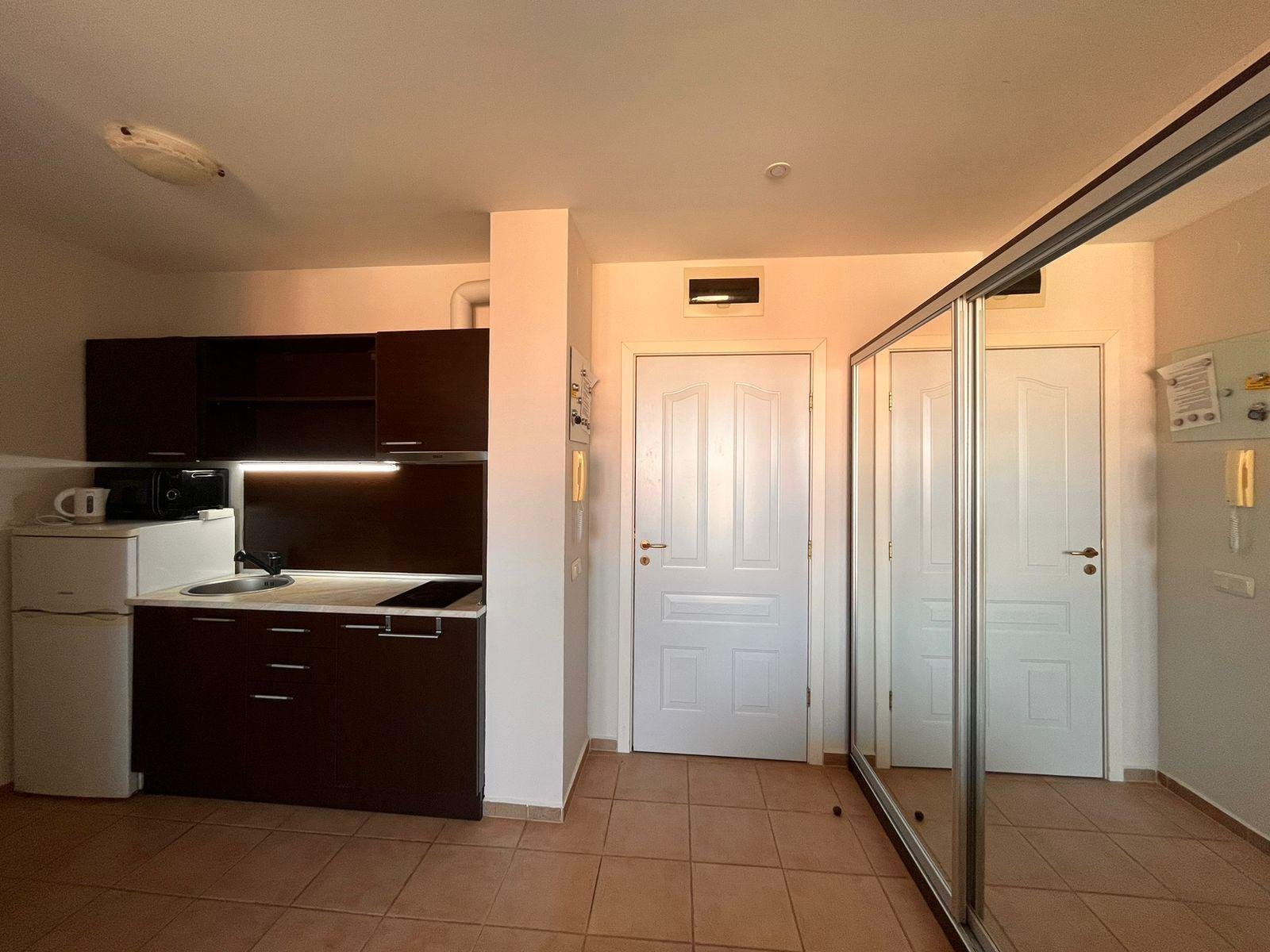 Двустаен апартамент в комплекс Холидей Форт, Слънчев бряг, България