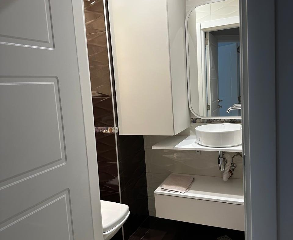 Тристаен апартамент в луксозен комплекс Villa Florence, Свети Влас, България