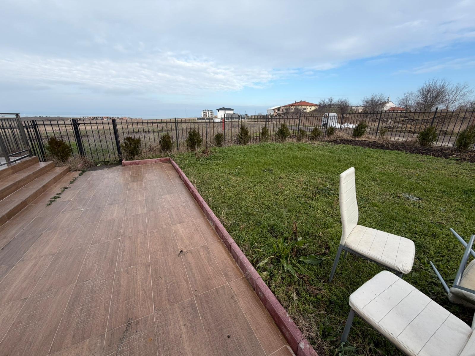 3-стаен апартамент с гледка към морето в Крайморие, Бургас, България