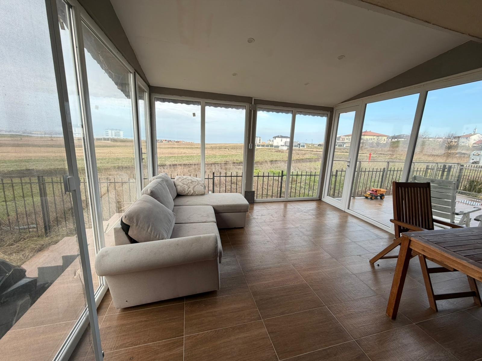 3-стаен апартамент с гледка към морето в Крайморие, Бургас, България