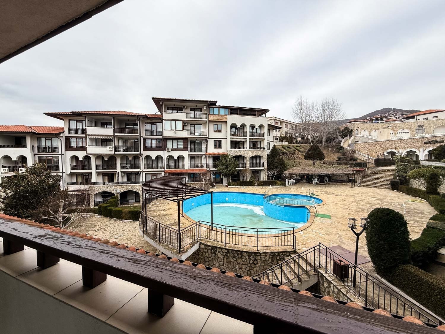 Двустаен апартамент с изглед към басейна в комплекс Арена 1, Свети Влас, България