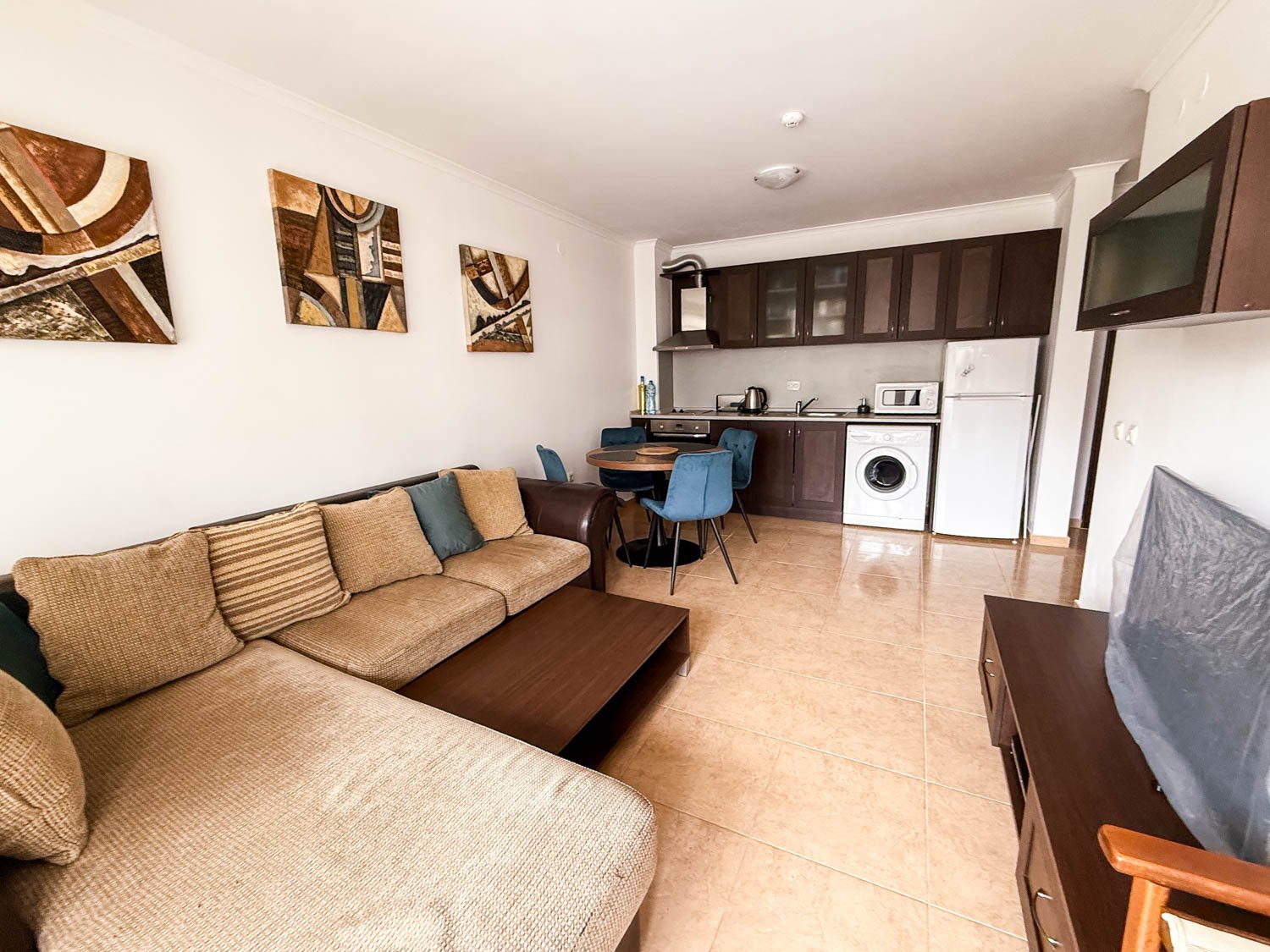 Двустаен апартамент с изглед към басейна в комплекс Арена 1, Свети Влас, България