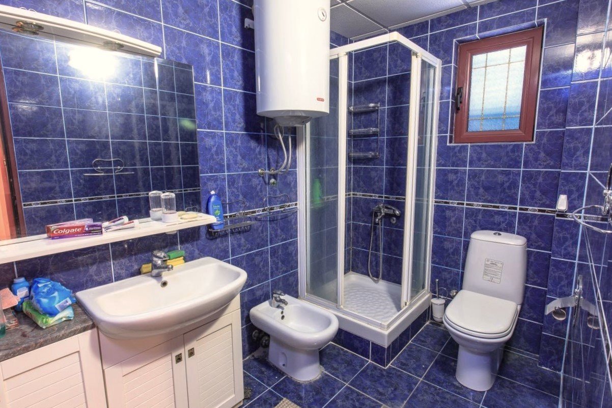 Antik möbliertes, geräumiges Haus mit Meerblick in Bar, Šušanj