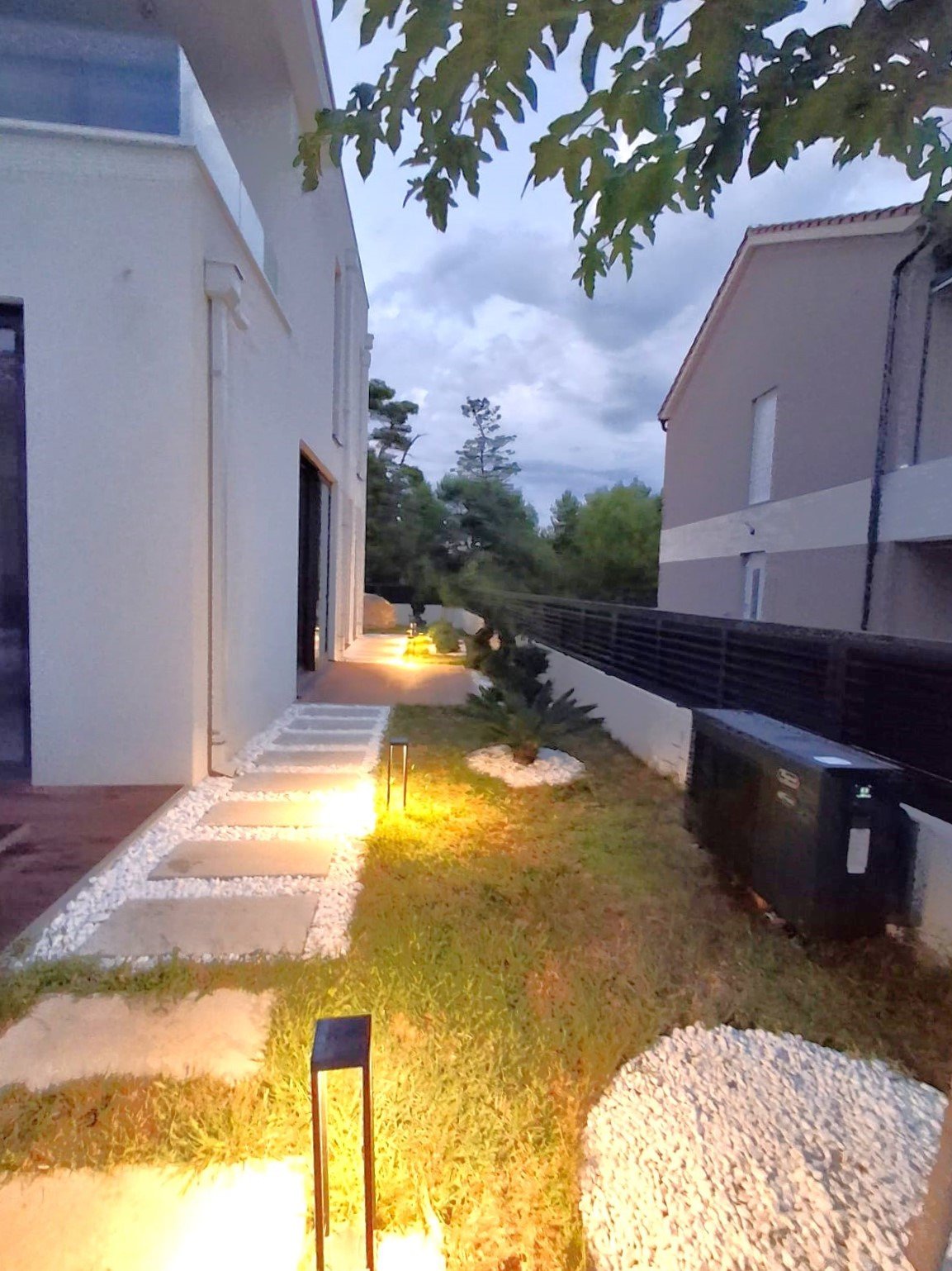 Exklusive Villa mit Pool, Whirlpool und Sauna, 70 m vom Meer entfernt in Privlaka