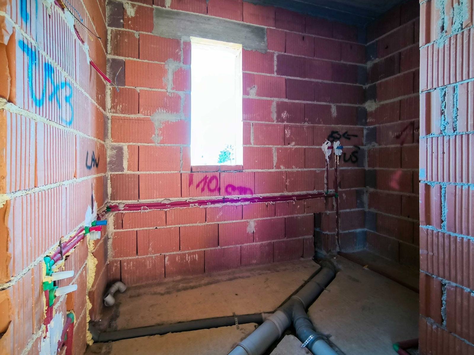 Haus im Bau auf einem großen Grundstück von 3500 m² mit Obstgarten – Vrbovec, Celine