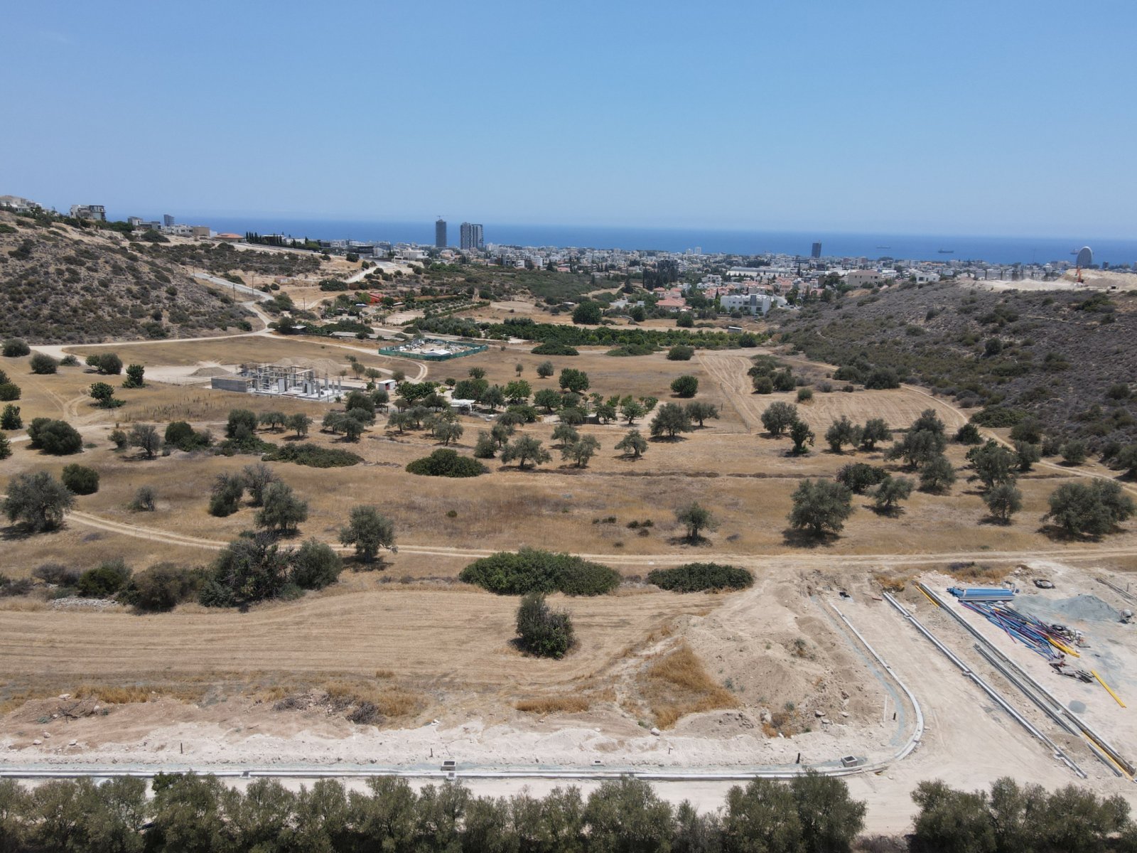 Drei-Zimmer-Wohnung in Limassol, zwei Badezimmer, ideal zur Langzeitmiete oder als Eigenheim