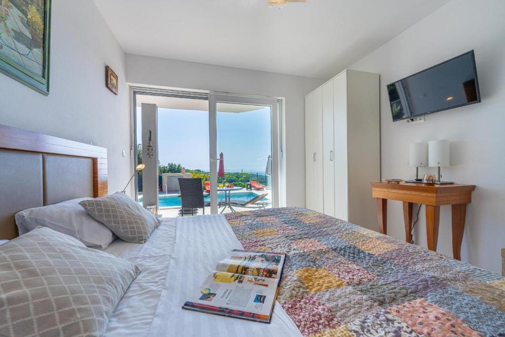 Luxuriöse Villa mit Aussicht und Swimmingpool in Strandnähe in einer natürlichen Oase – Pavićini, Duga Uvala, Istrien