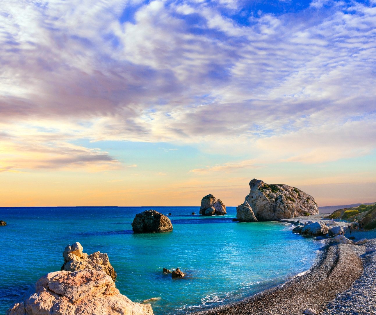 Luxuriöse Villa mit 3+1 Schlafzimmern, zwei Badezimmern, Swimmingpool und herrlichem Meerblick