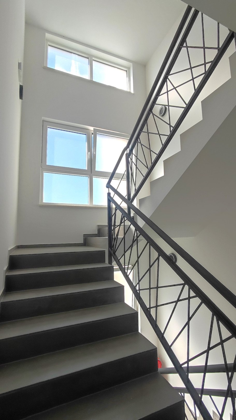 Modernes Apartment mit Meerblick, 400 m vom Strand von Vodice entfernt.