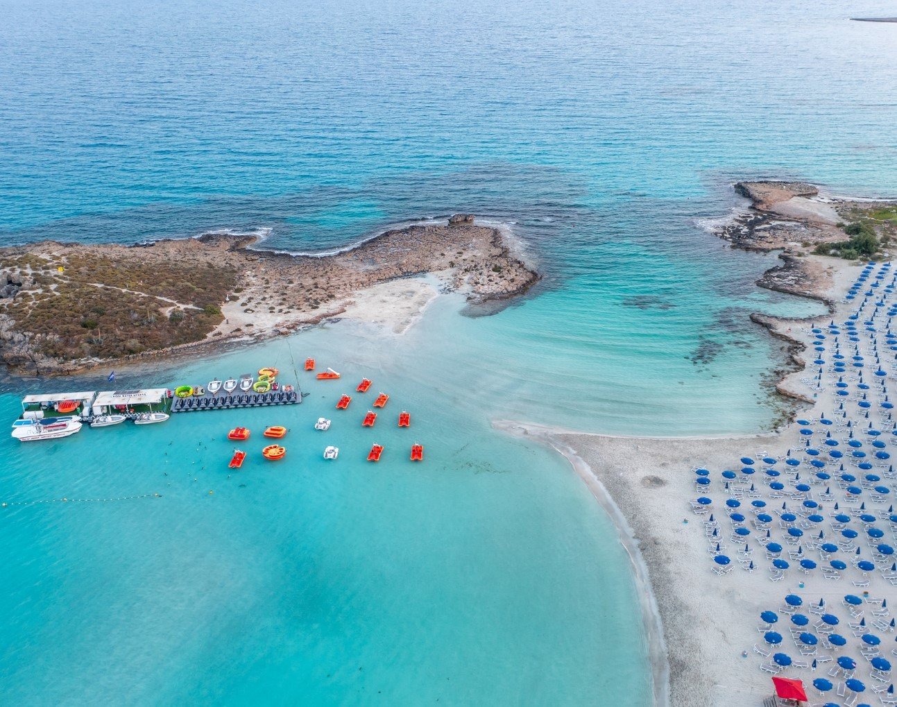 Luxuriöses 2+1-Apartment direkt am Strand in Protaras, hervorragende Infrastruktur