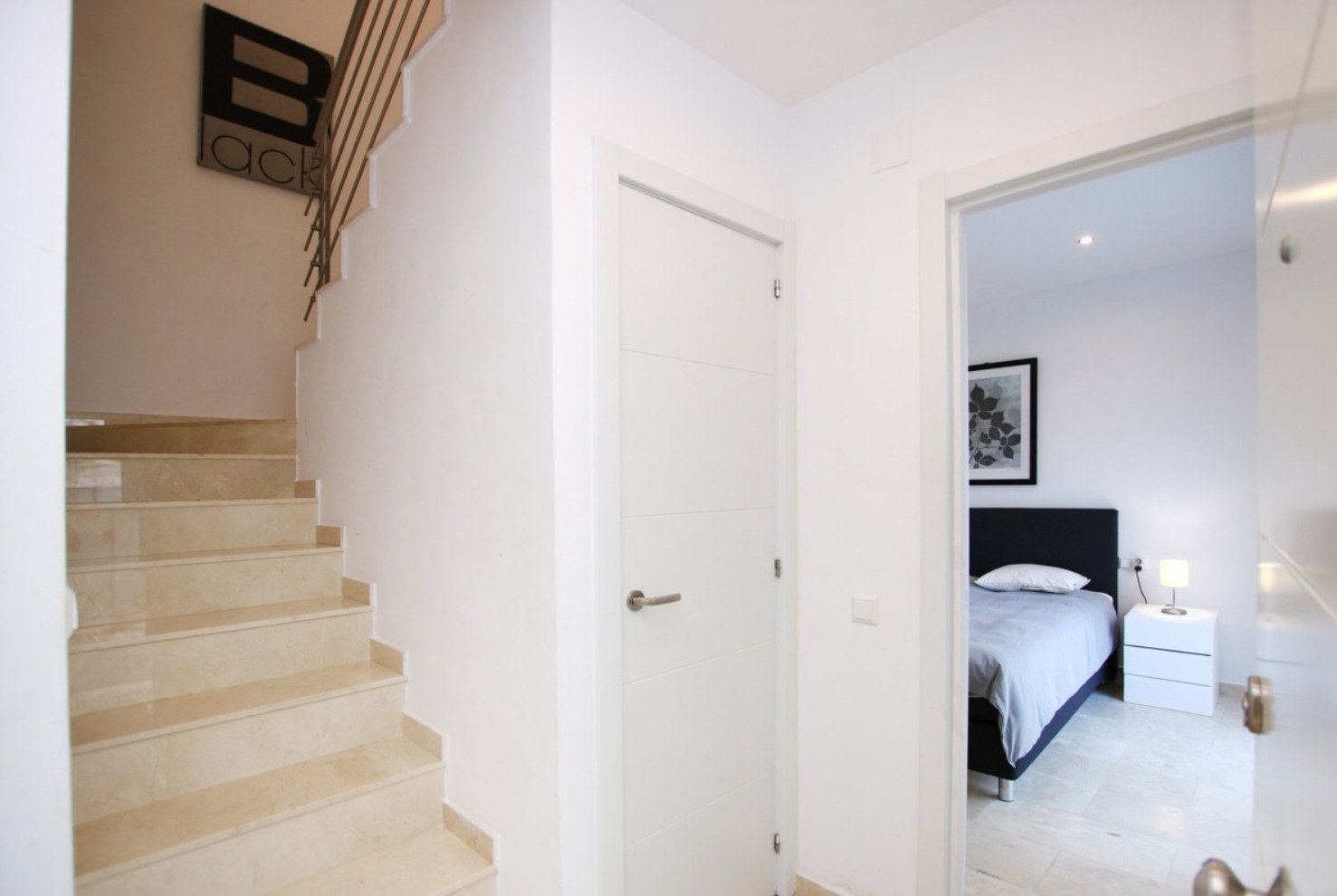 Luxushaus mit atemberaubendem Panoramablick, 30 Meter vom Sandstrand entfernt, Costa del Sol