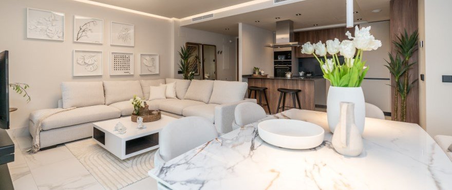 Premium-Apartment in einer erstklassigen Anlage direkt am Meer in Marbella – modernes Design und erstklassige Qualität.
