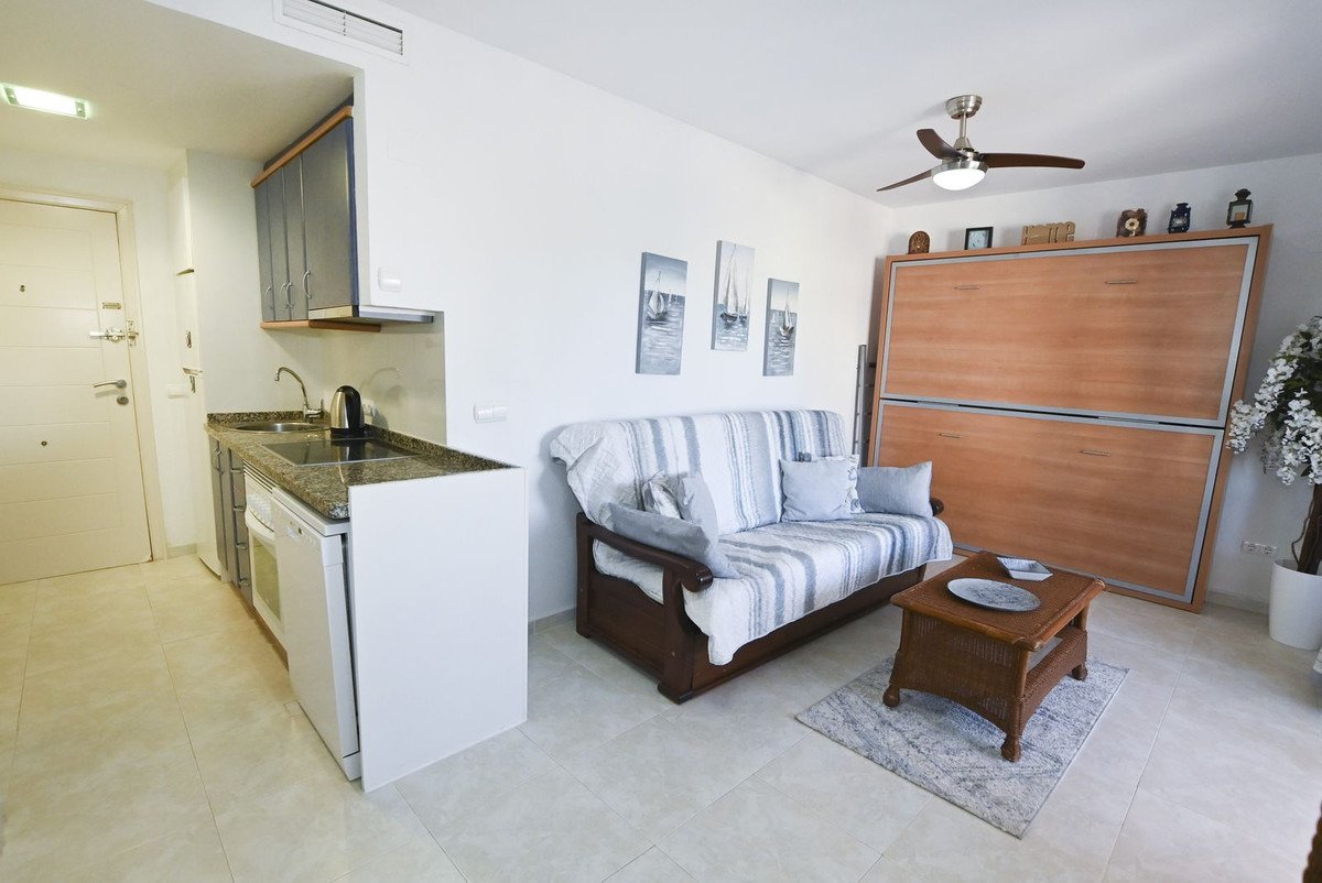 Direkt am Meer! Gemütliches Apartment mit traumhaftem Ausblick, nur wenige Schritte vom Strand La Mata entfernt.