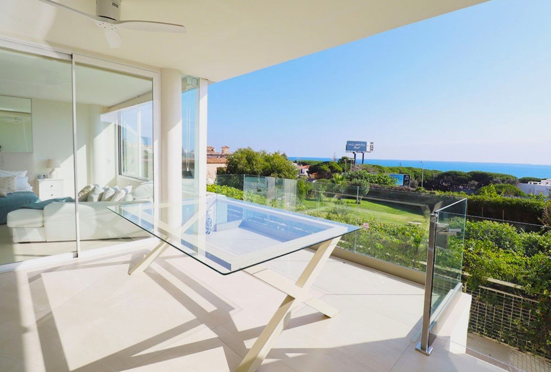 Luxusapartment mit atemberaubendem Meerblick in Cabopino, Marbella