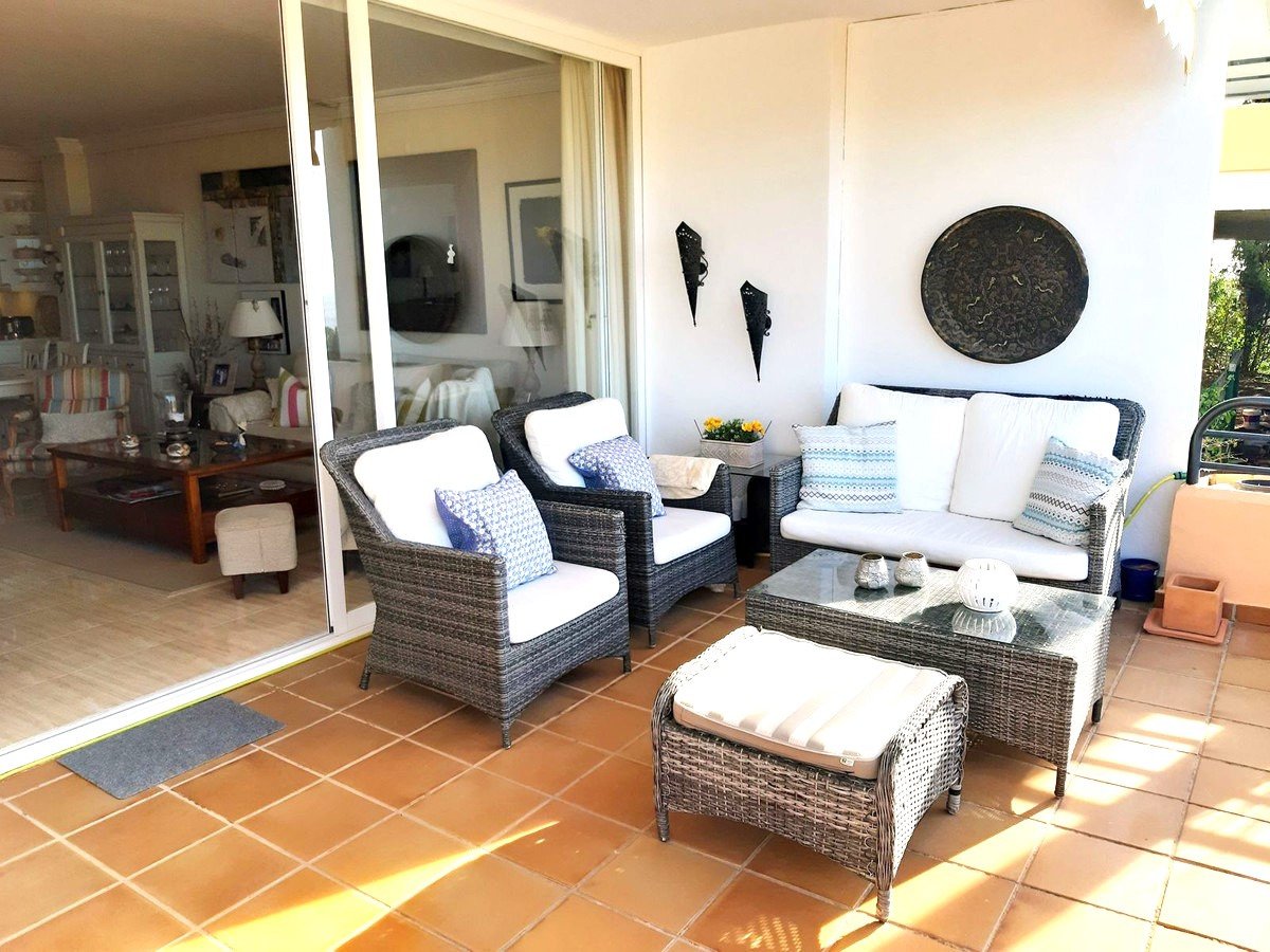 Luxusapartment mit atemberaubendem Meerblick – Golfparadies in Miraflores, Costa del Sol