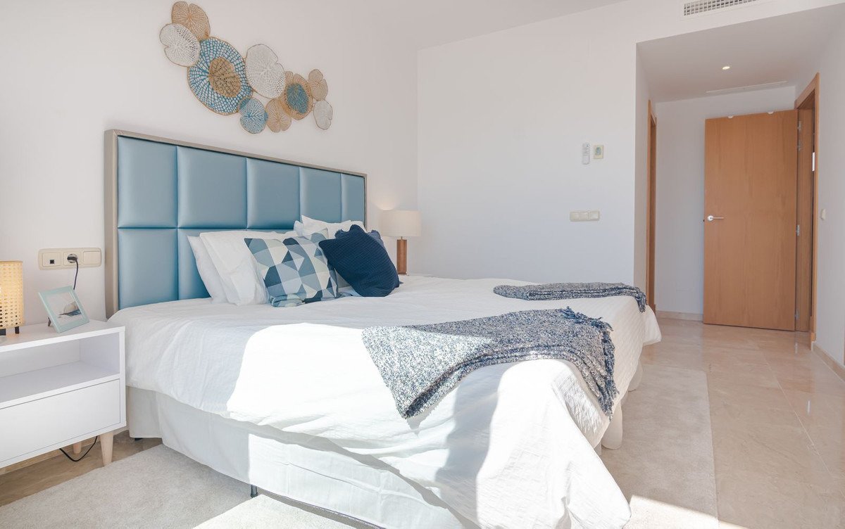 Exklusives Angebot – Luxus-Penthouse mit Meerblick in Casares Playa, Costa del Sol