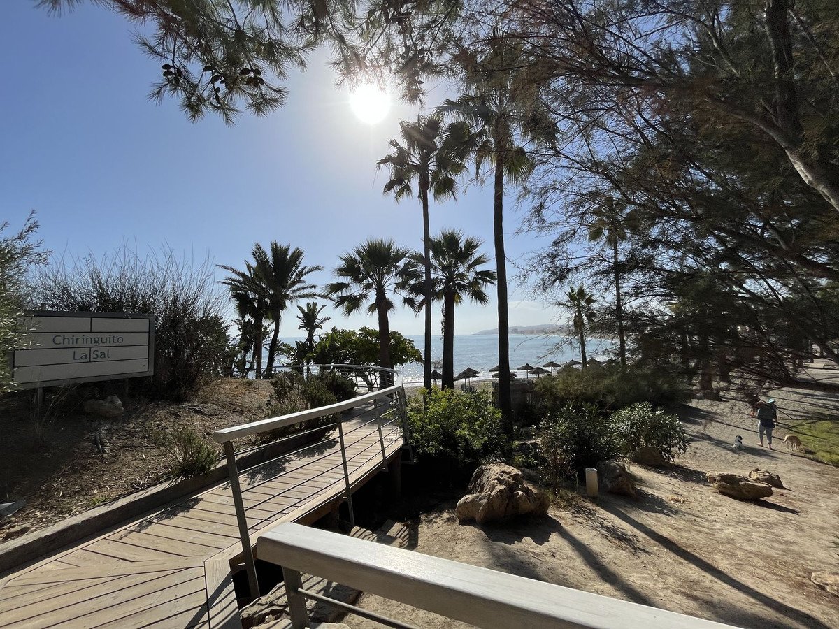 Exklusives Angebot – Luxus-Penthouse mit Meerblick in Casares Playa, Costa del Sol