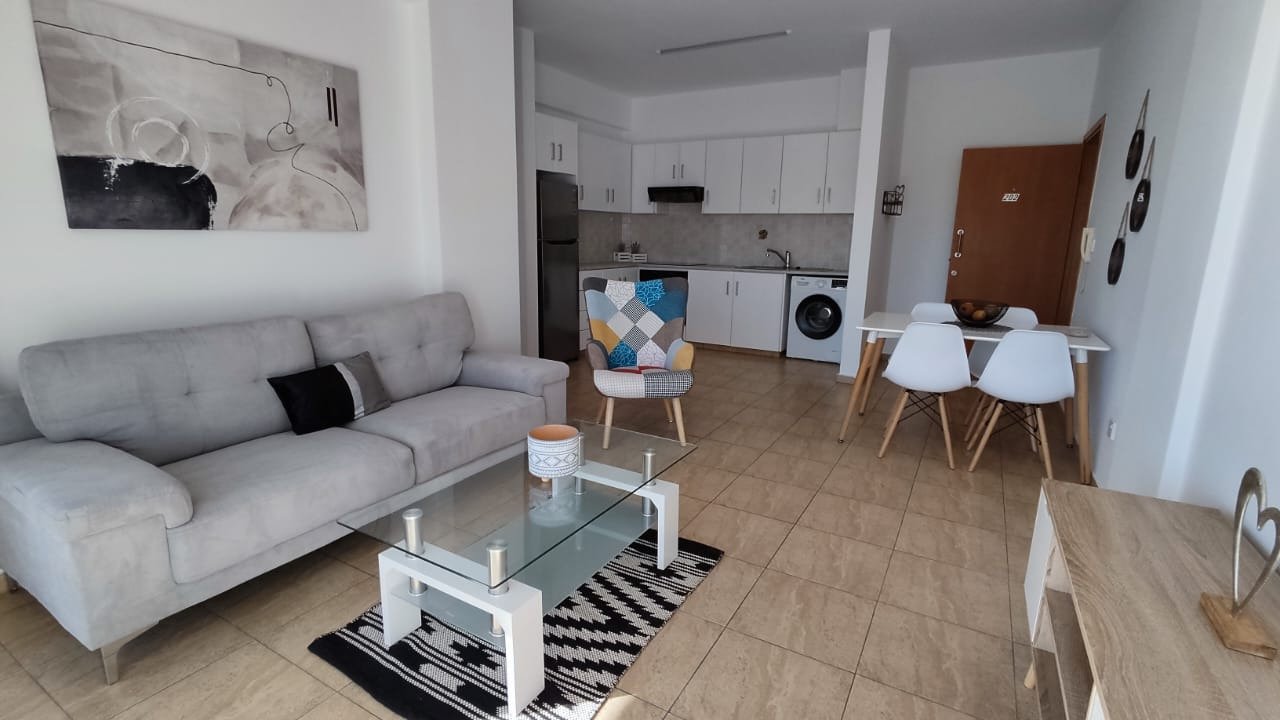 Modernes 2+1-Apartment in attraktiver Lage in Yeroskipou, Zypern
