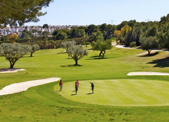 Elegantes Familienhaus an den Lagunen – 3 Schlafzimmer, 3 Badezimmer, Garten und Solarium, Torrevieja, Alicante