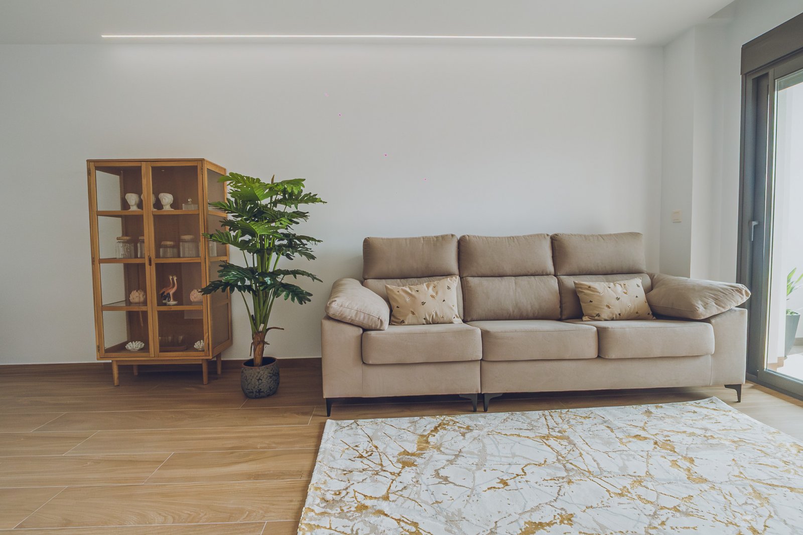 Exklusive Apartments und Penthäuser → private Terrassen, Garagen und ruhige Umgebung → Redován