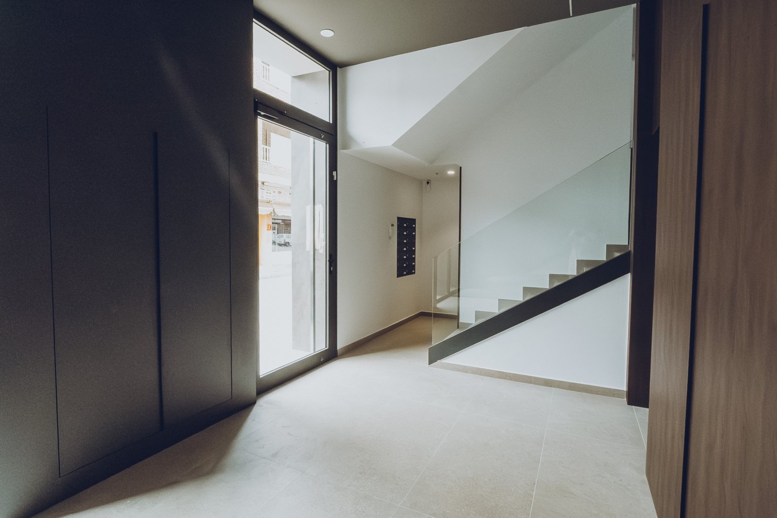 Exklusive Apartments und Penthäuser → private Terrassen, Garagen und ruhige Umgebung → Redován